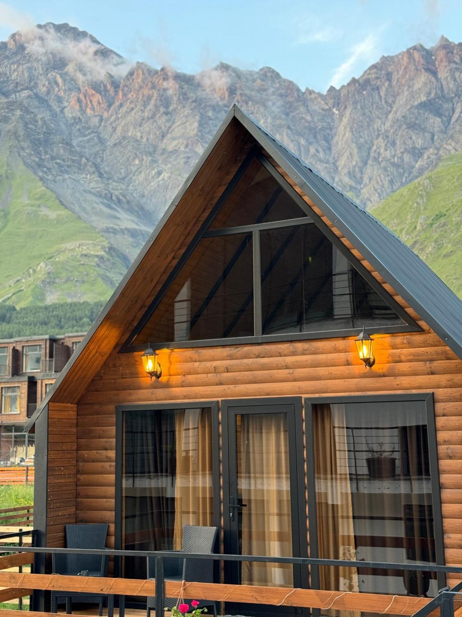 Outdoor Cottages Kazbegi Exterior foto