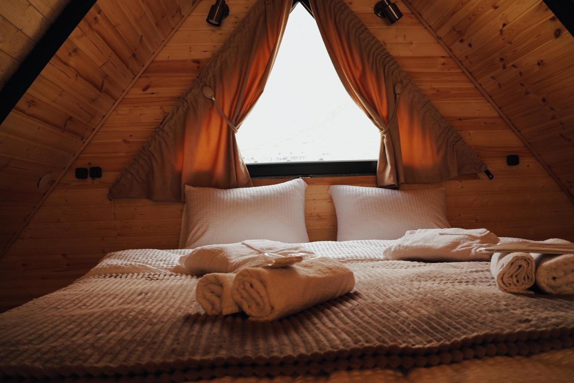 Outdoor Cottages Kazbegi Quarto foto